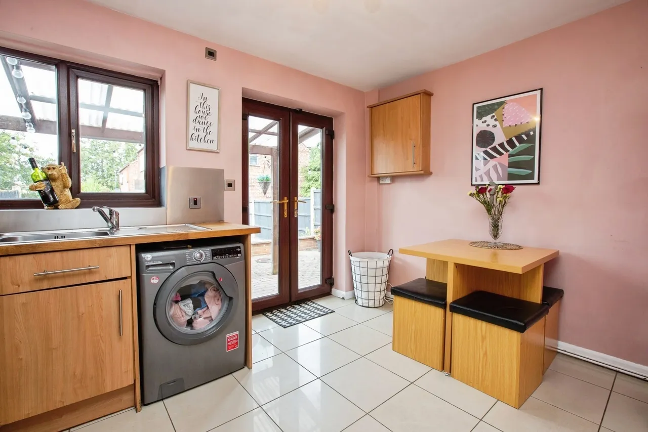 Apollo Drive, Nottingham, Nottinghamshire, NG6, photo 10