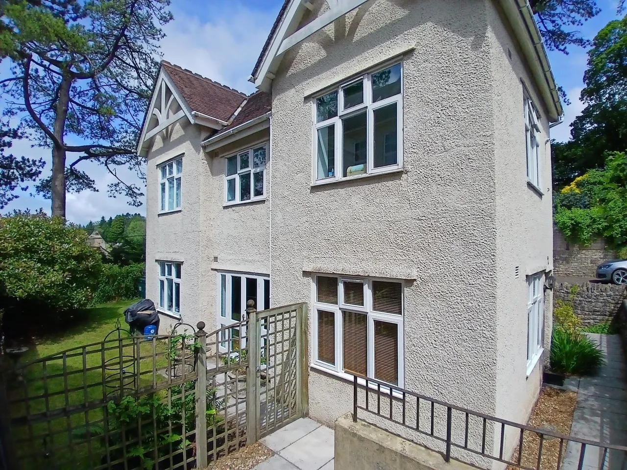 3 bed house for sale, Carlton Court, Shepton Mallet, BA4