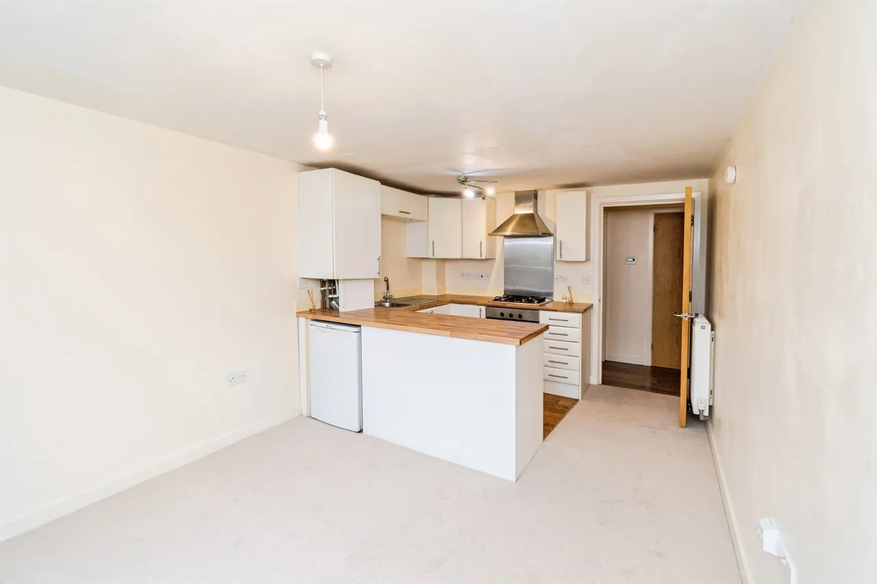 Millbrook Road East, Southampton, SO15, photo 5