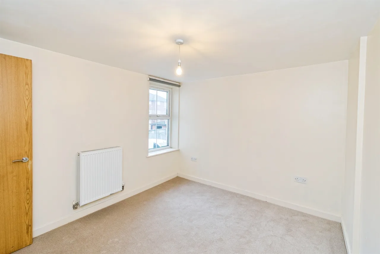 Millbrook Road East, Southampton, SO15, photo 8