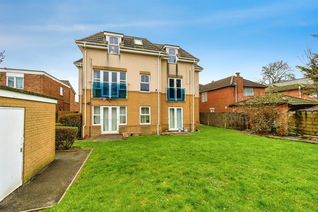 Millbrook Road East, Southampton, SO15, photo 17
