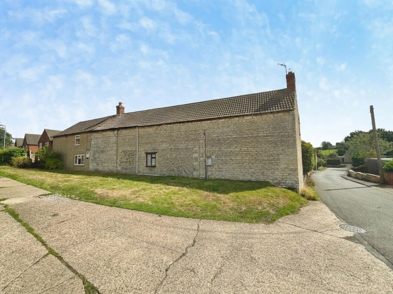 School Lane, Ropsley, NG33, photo 12