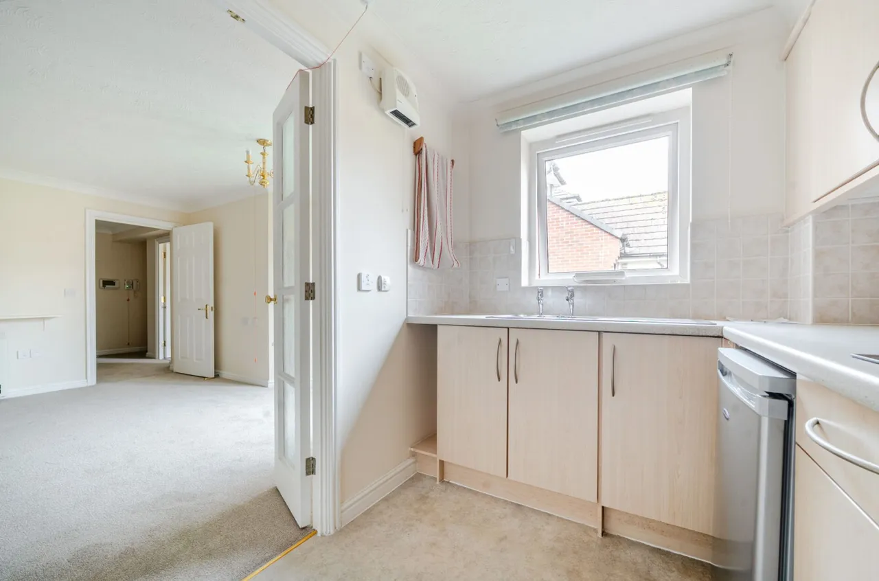 Stockbridge Road, Chichester, PO19, photo 6