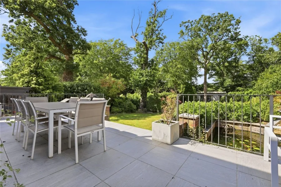 with 4 bedrooms in Bishop's Stortford, CM23, photo 20