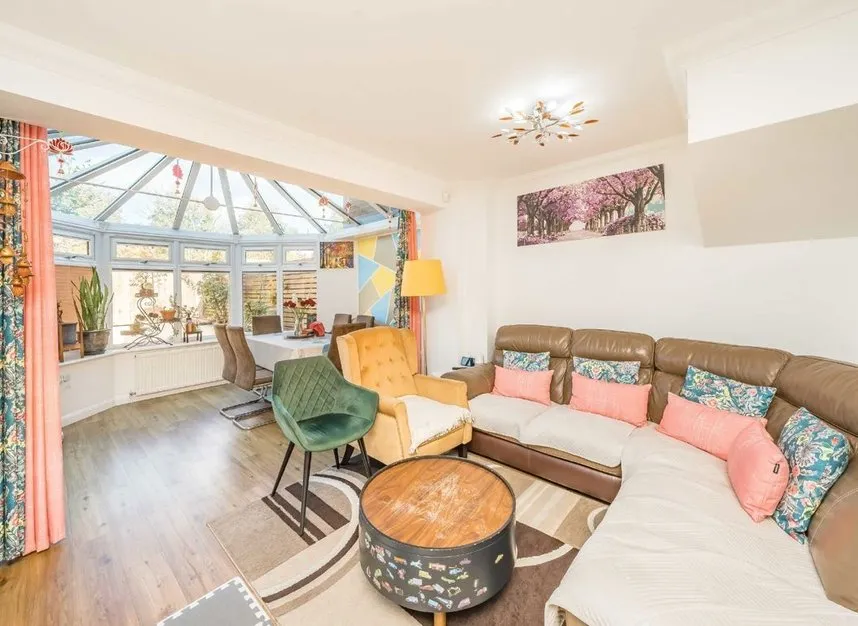 Beverley Road, Sunbury on Thames, TW16, photo 4