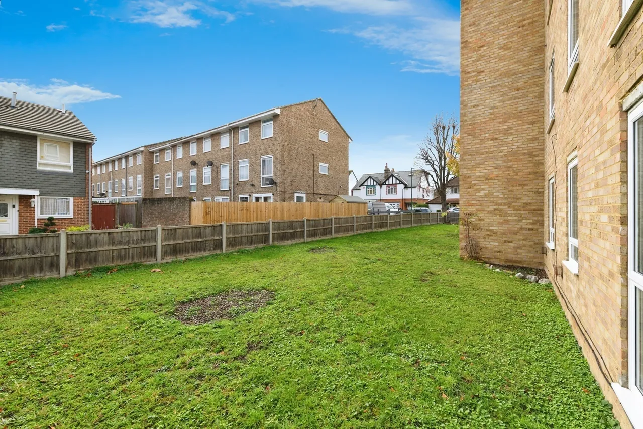 St. James Road, Sutton, SM1, photo 13