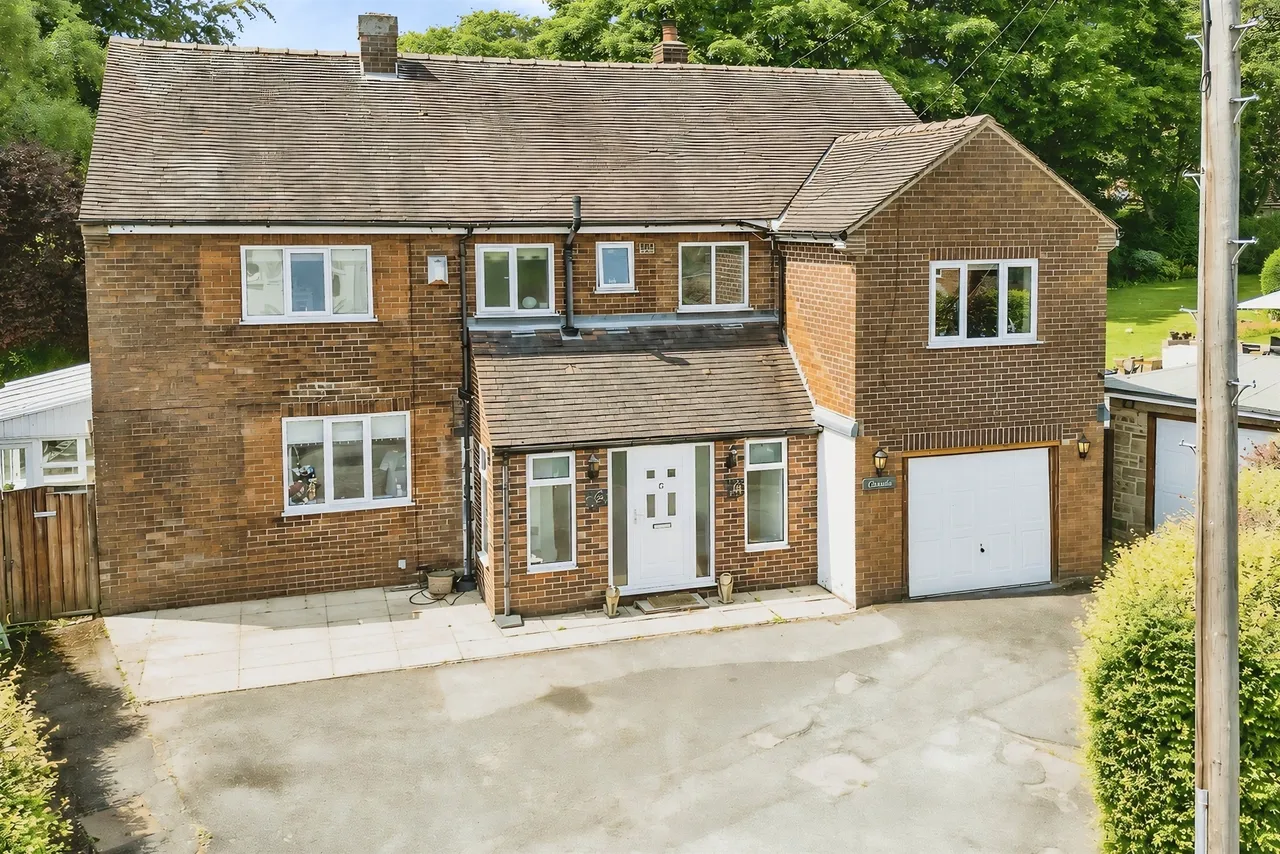 4 bed house for sale — Kings Close, Pontefract