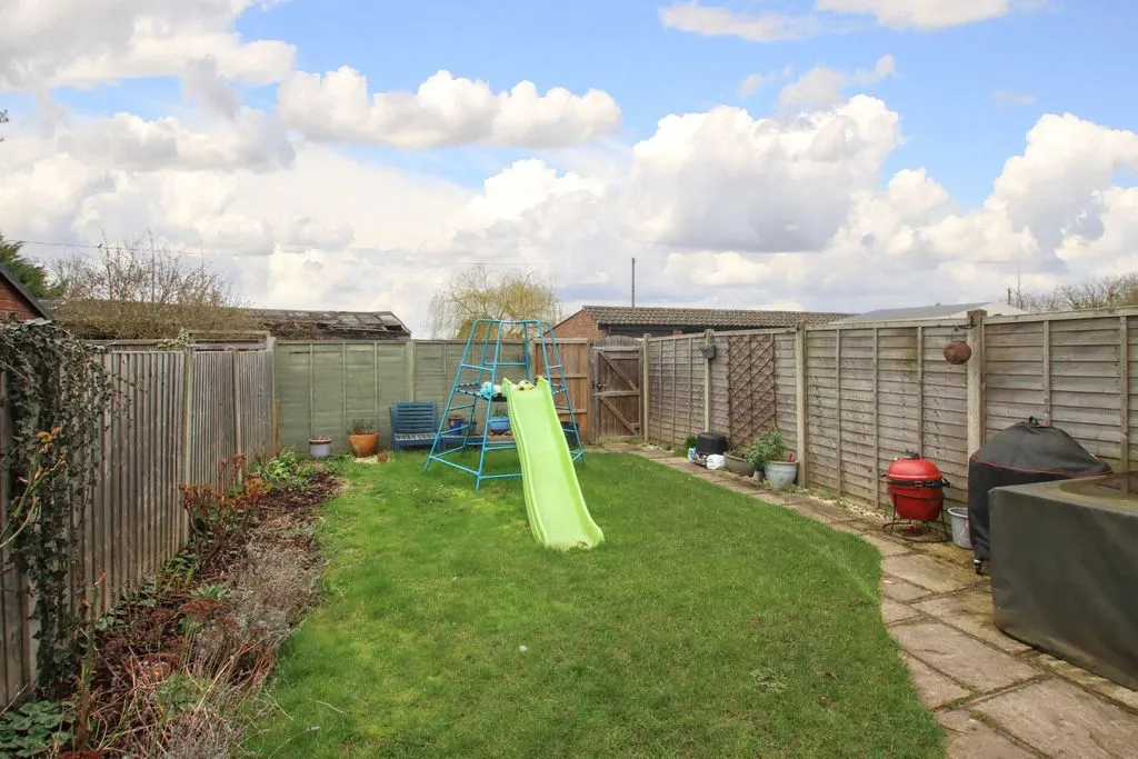 Church Hill, Cheddington, LU7, photo 8