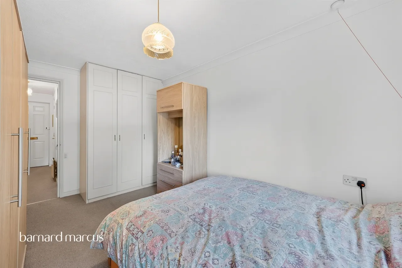 Kingston Road, New Malden, photo 9