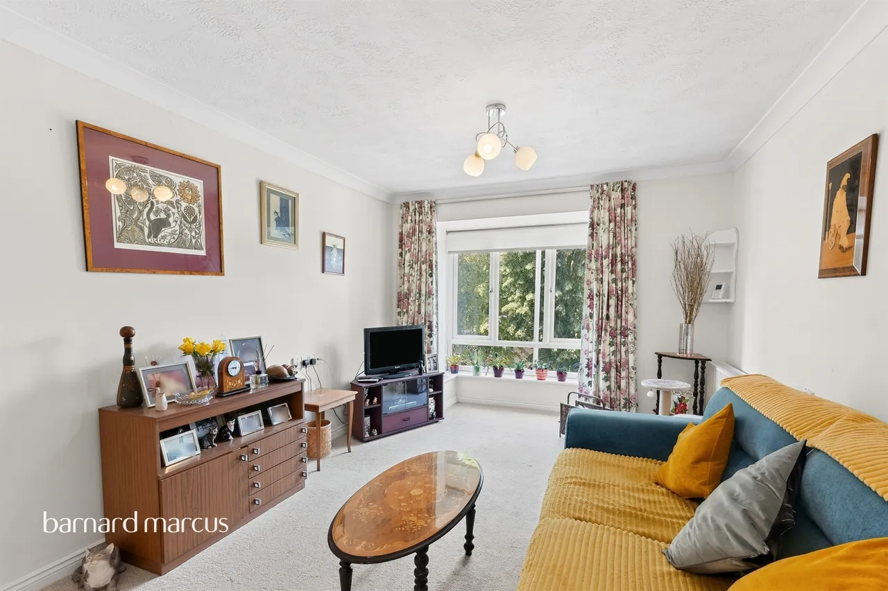 Kingston Road, New Malden, photo 5