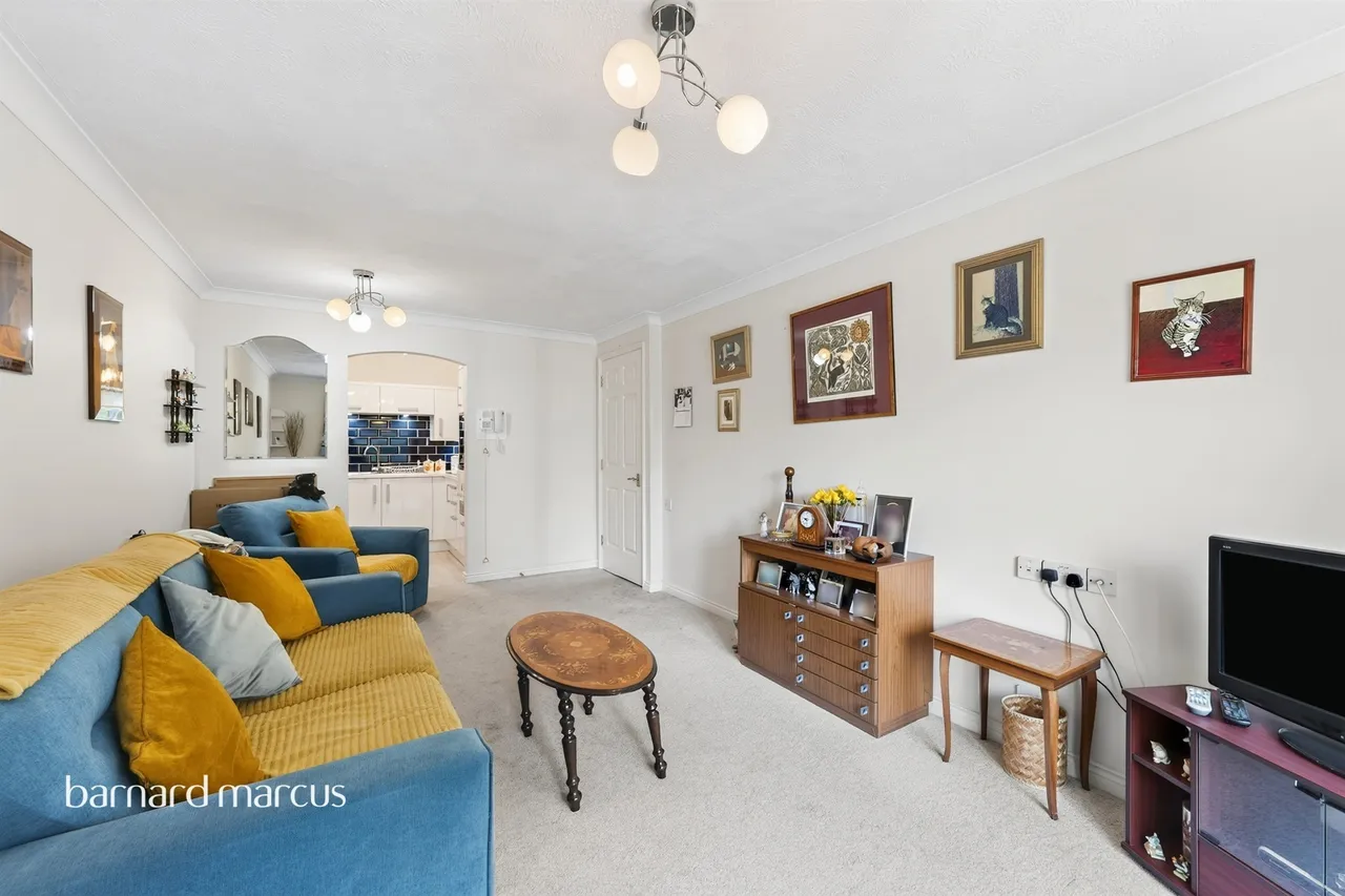 Kingston Road, New Malden, photo 8