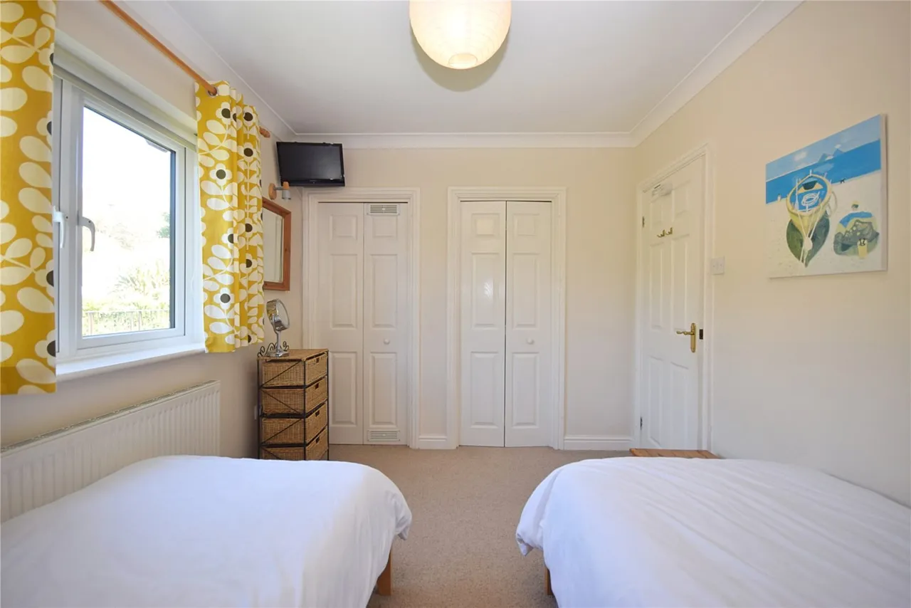 Ffordd Parc Y Llethrau, Aberdyfi, photo 12