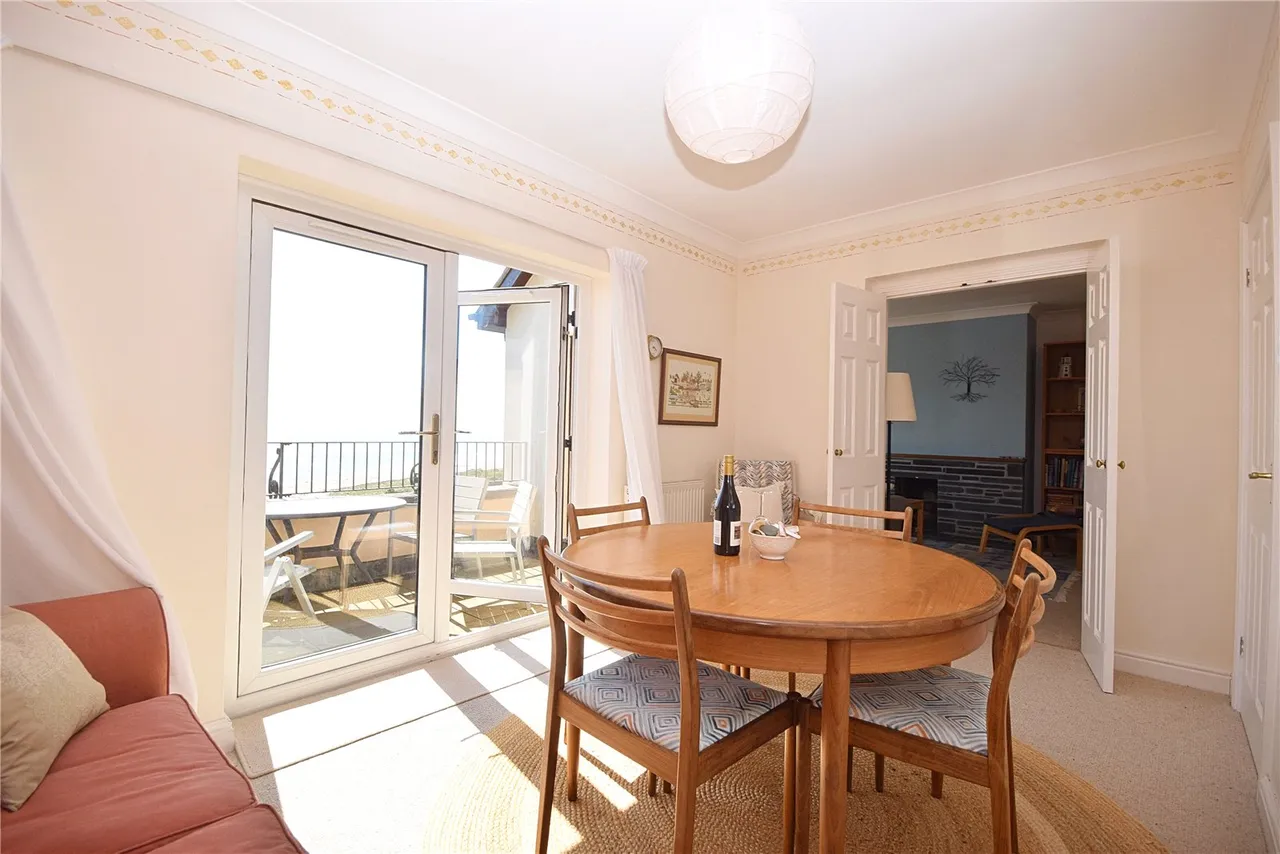 Ffordd Parc Y Llethrau, Aberdyfi, photo 3