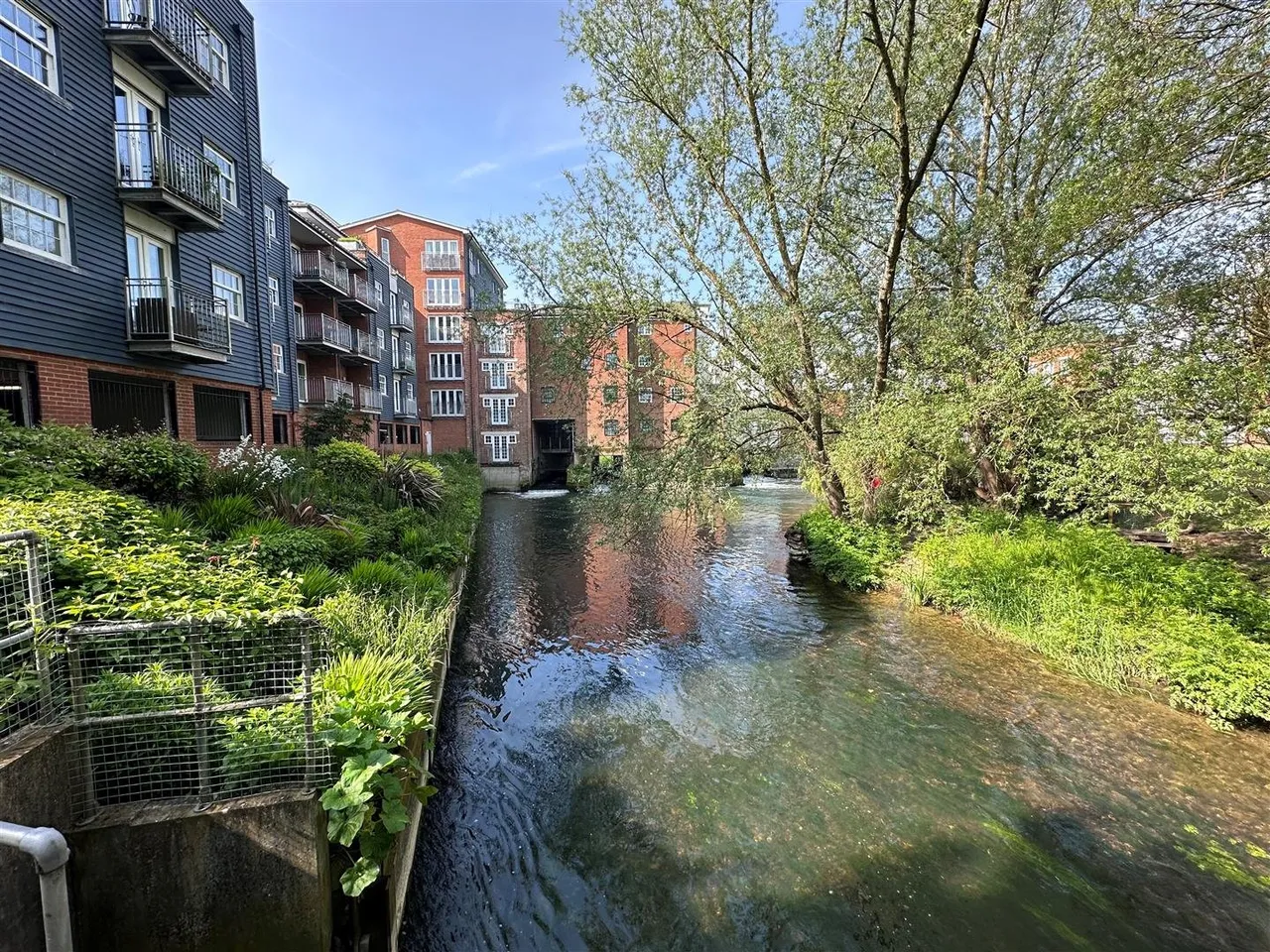 2 bed flat for sale, Barton Mill Road, Canterbury, CT1
