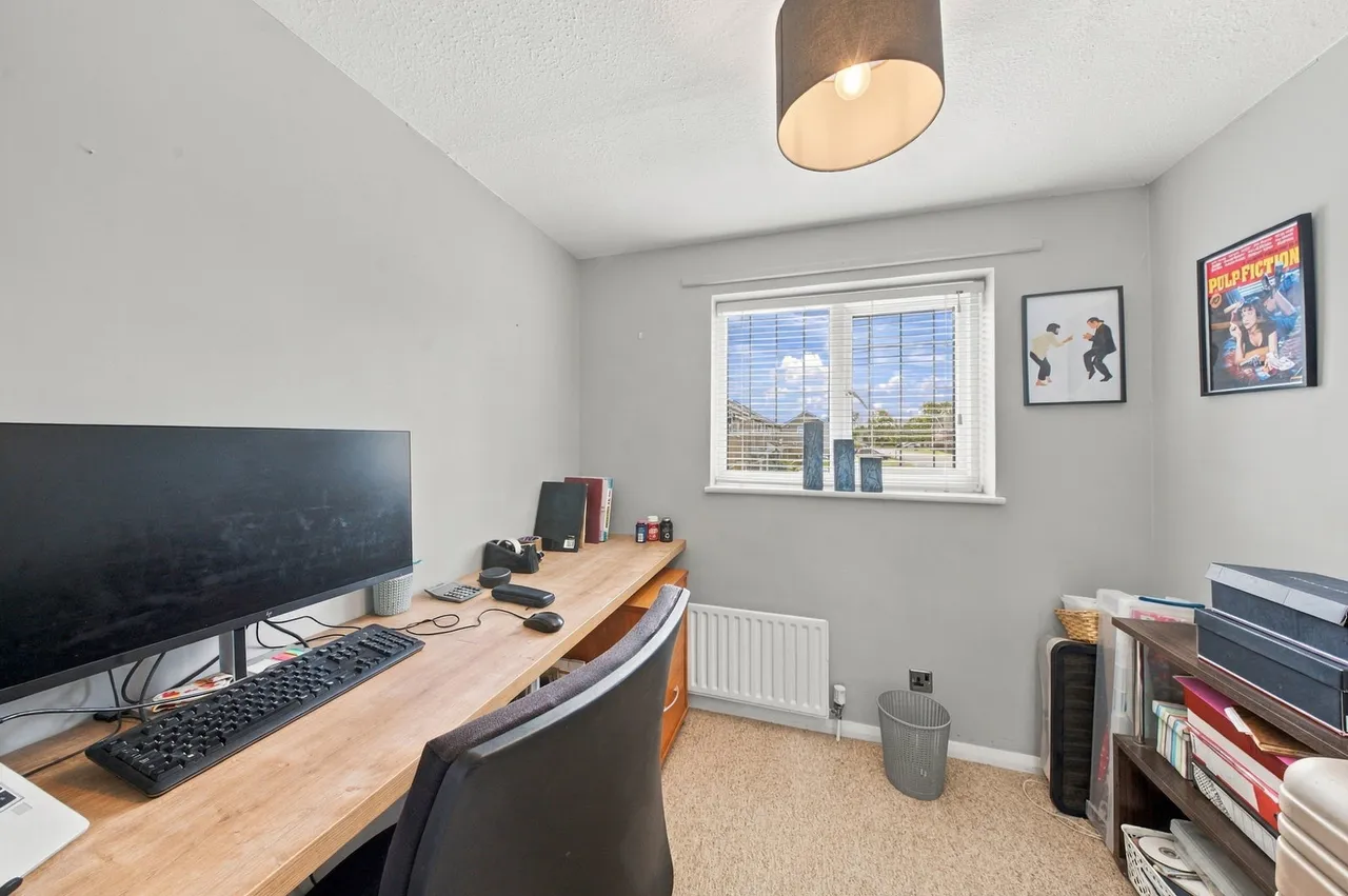 Thorndown Close, St. Ives, PE27, photo 13