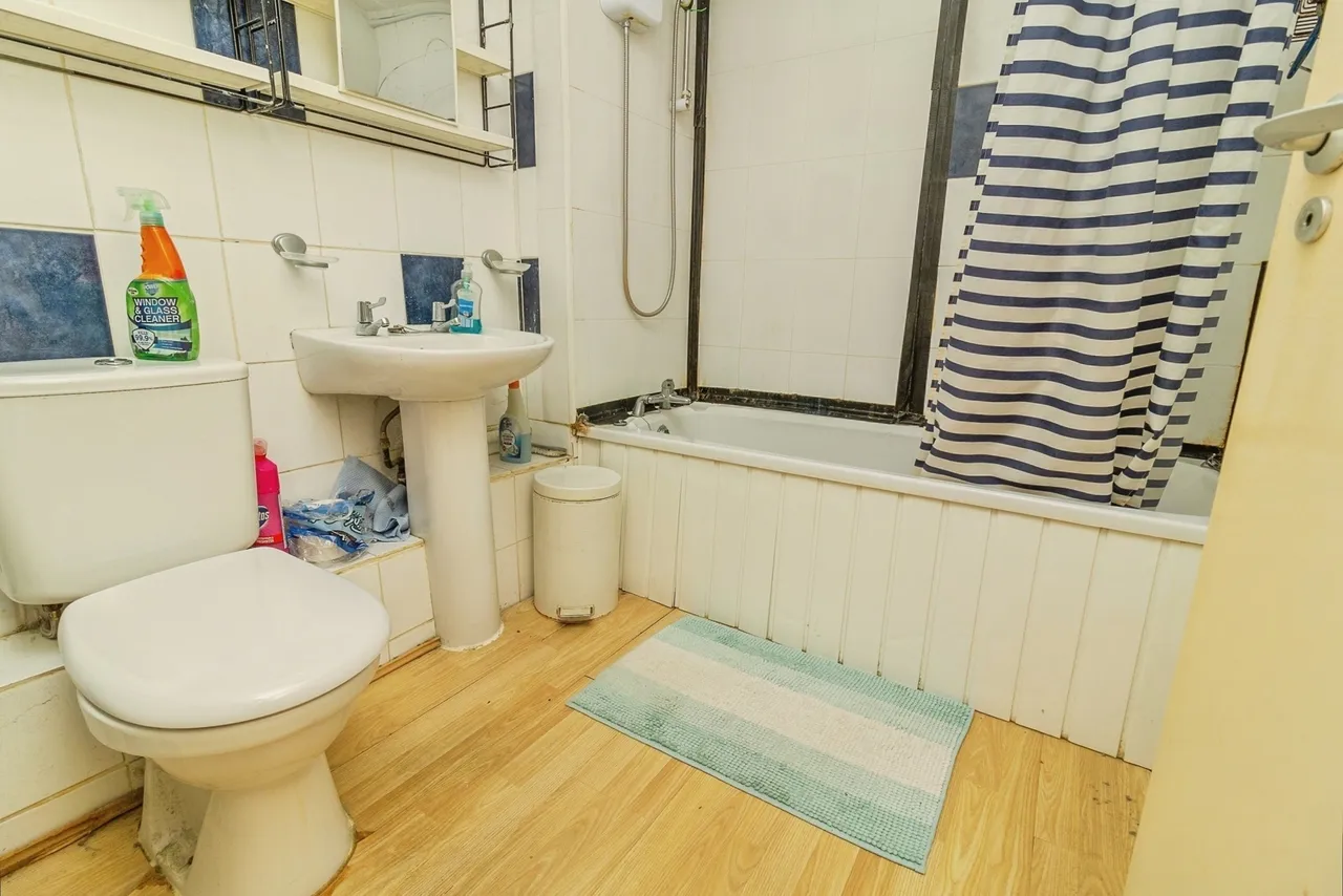 Stonecrop Place, Conniburrow, Milton Keynes, Buckinghamshire, MK14, photo 14