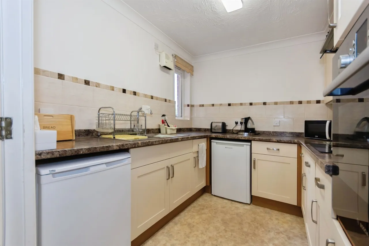 Haslucks Green Road, Shirley, Solihull, photo 11