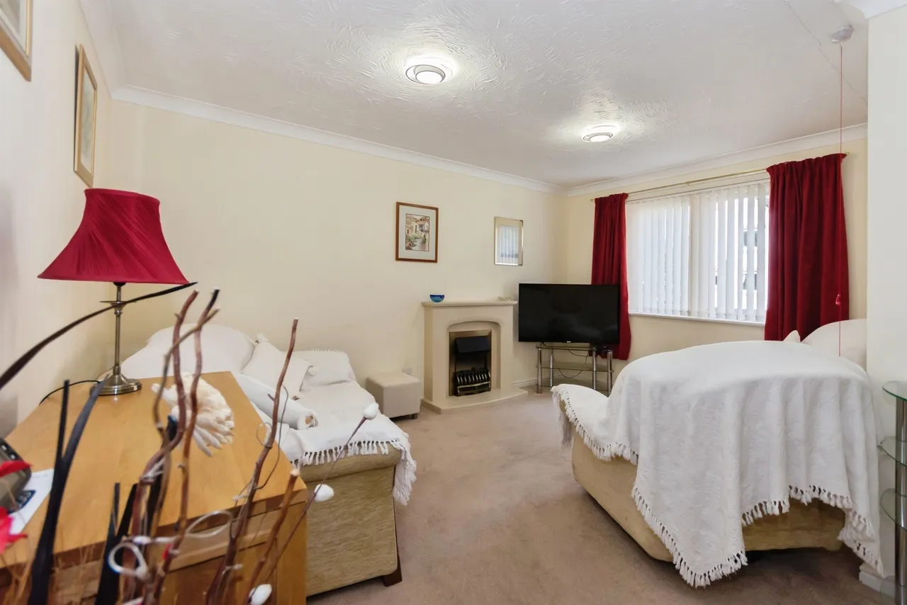 Haslucks Green Road, Shirley, Solihull, photo 9