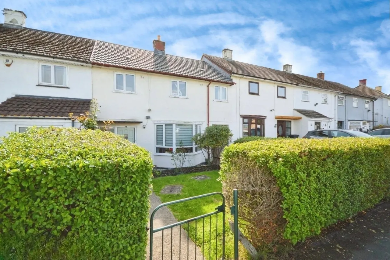 3 bed house for sale — Whitland Road, Bristol, BS13 9QG