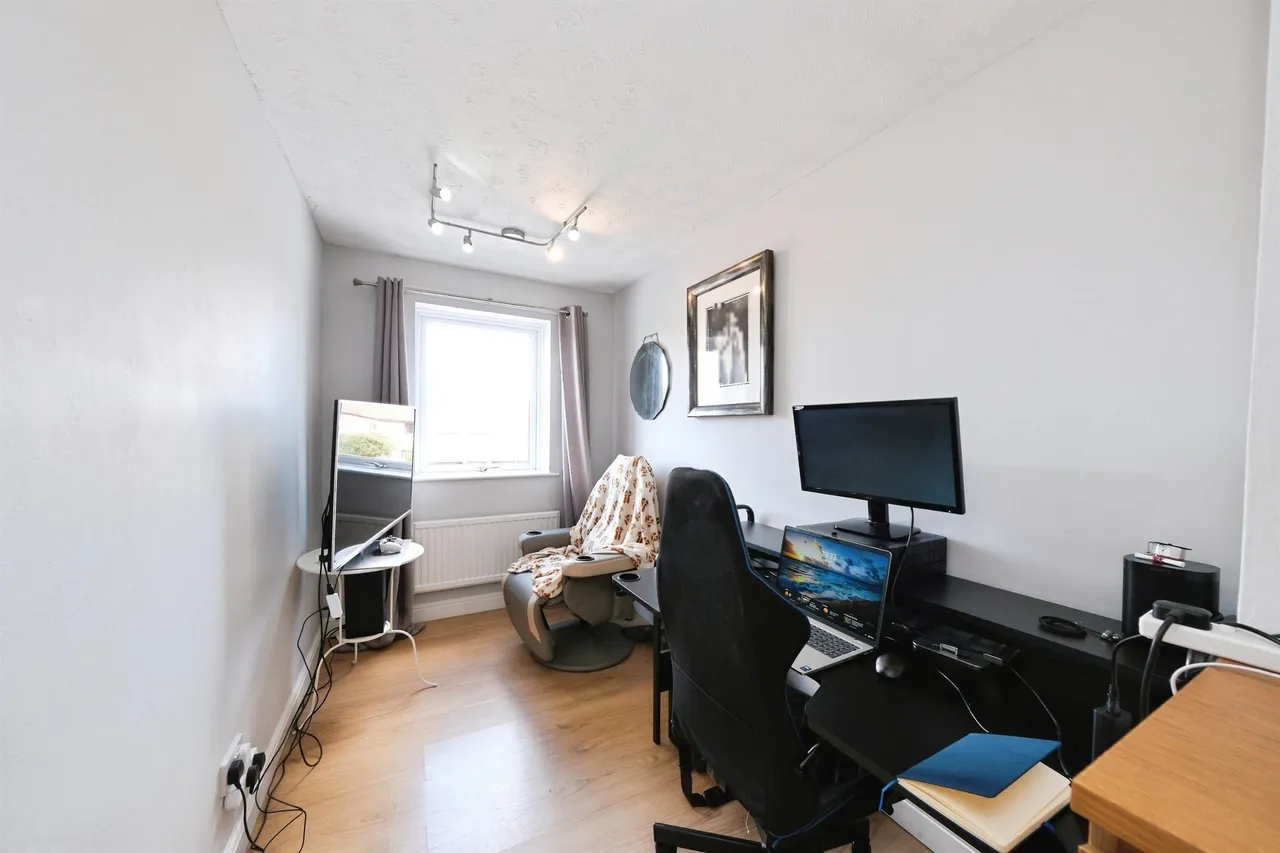 Courtney Way, Belper, DE56, photo 16