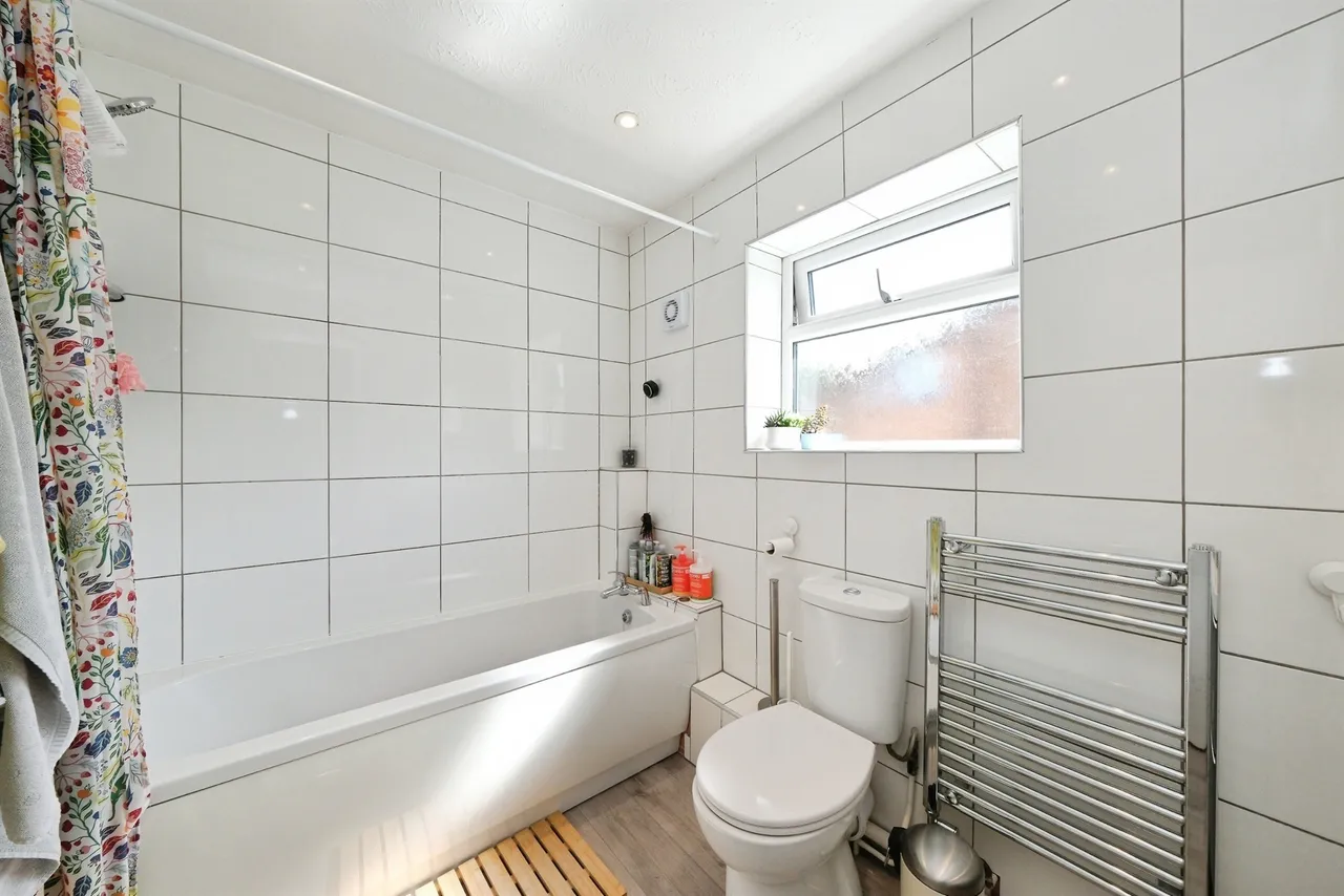 Courtney Way, Belper, DE56, photo 17