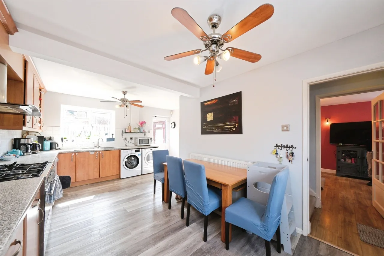 Courtney Way, Belper, DE56, photo 8
