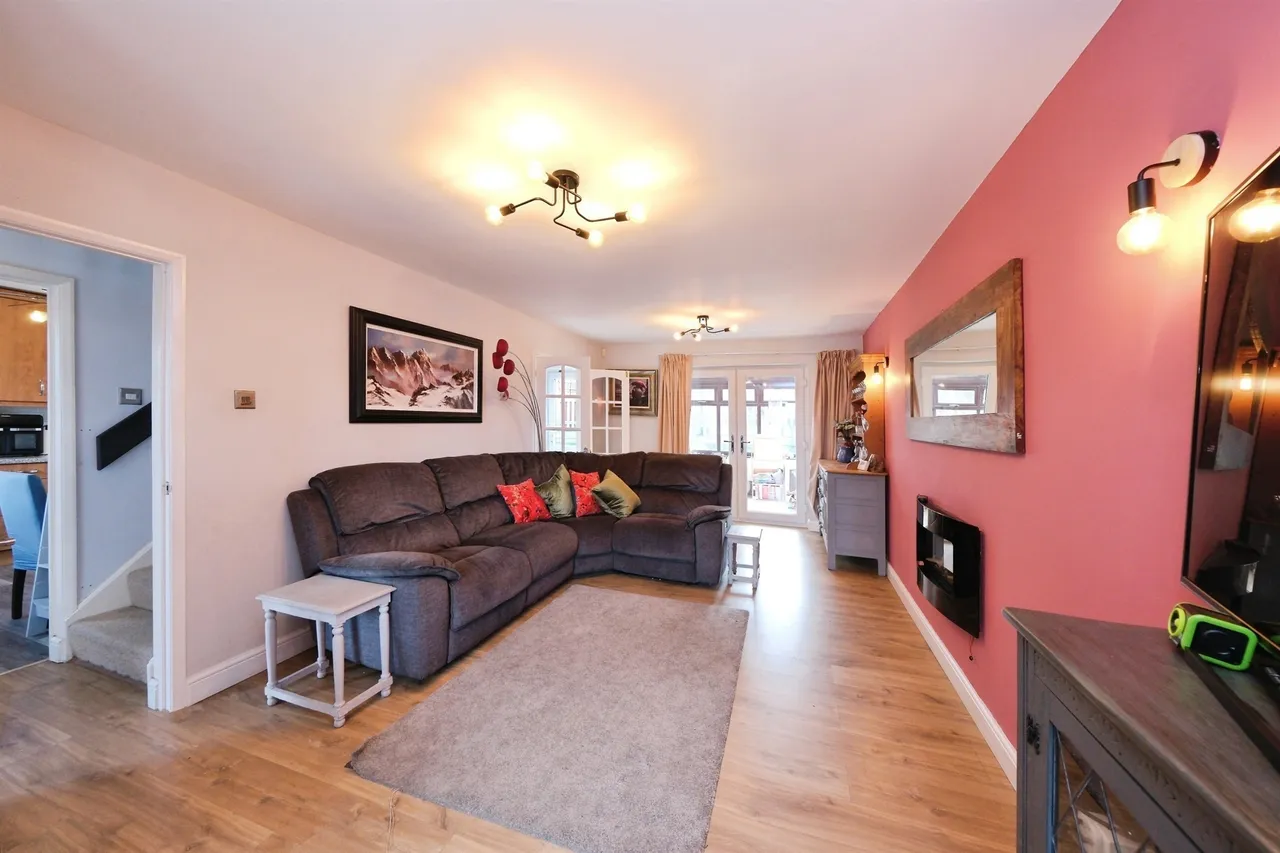 Courtney Way, Belper, DE56, photo 5