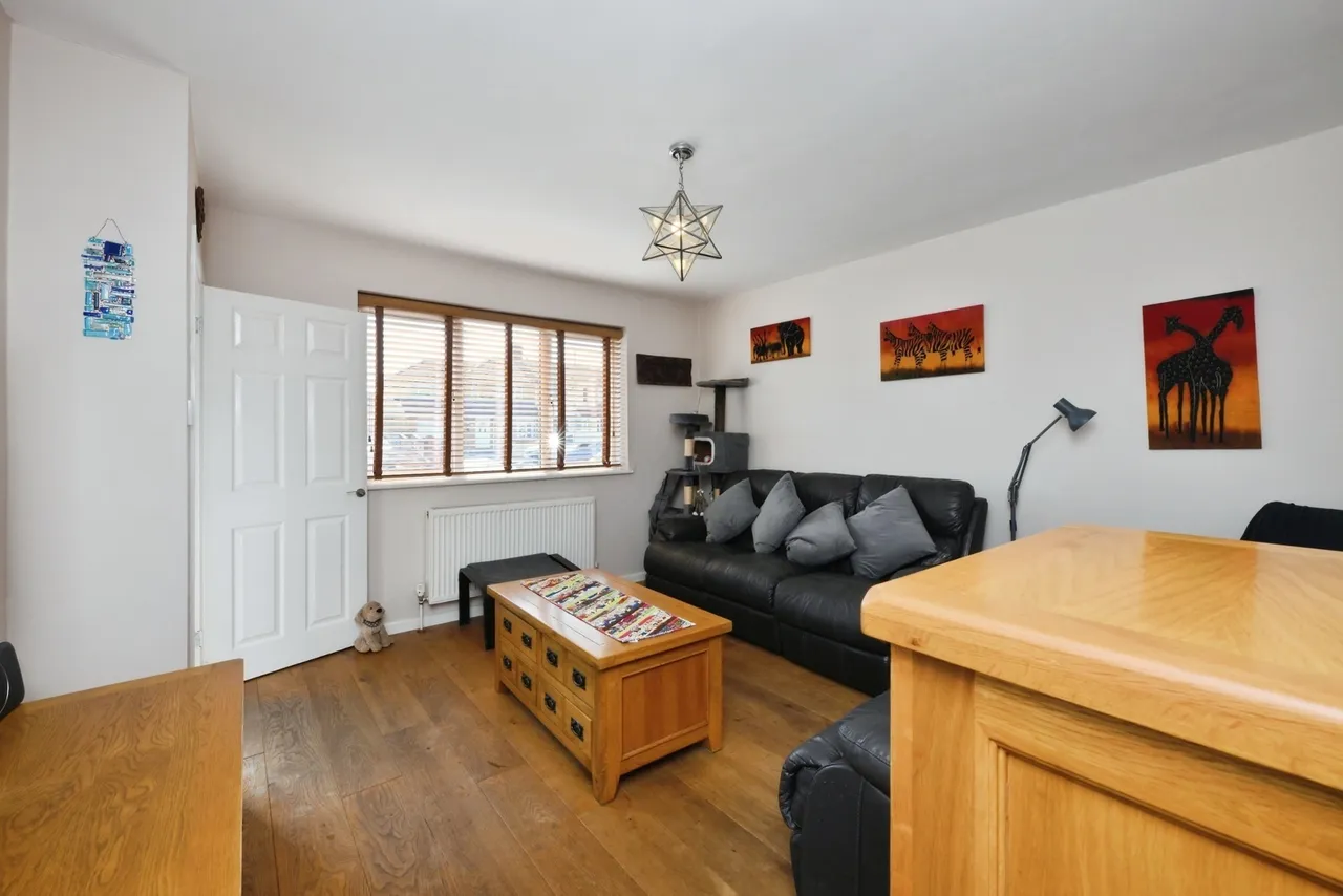 Hall Avenue, Aveley, South Ockendon, Essex, RM15, photo 7