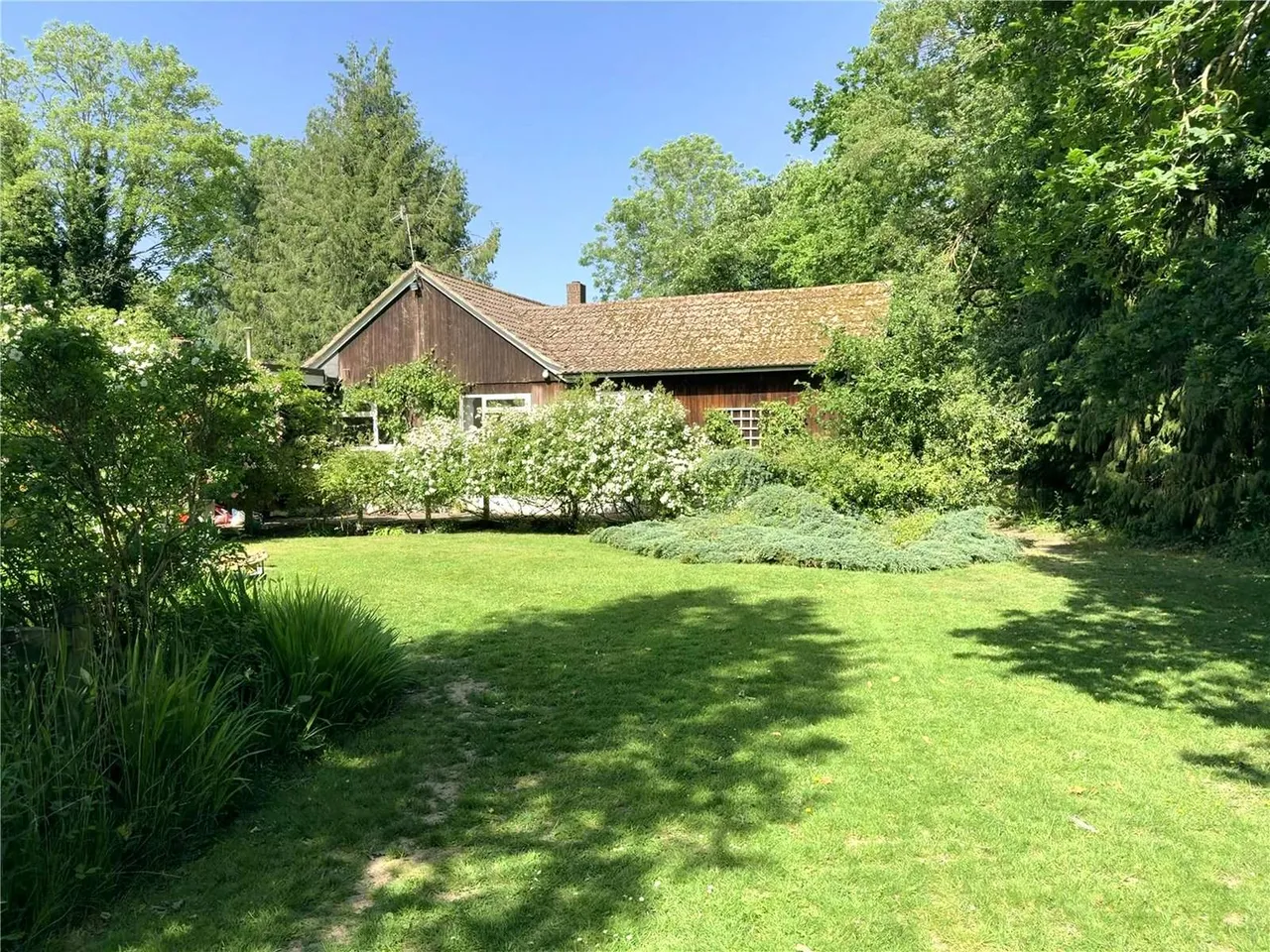 Horley Lodge Lane, Redhill, Surrey, RH1 5EA, photo 2