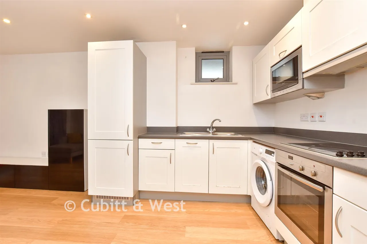Whytecliffe Road, Purley, CR8, photo 4