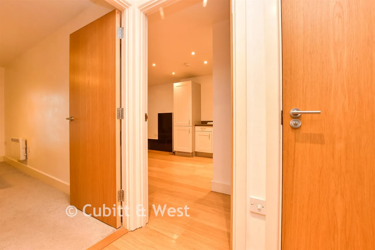 Whytecliffe Road, Purley, CR8, photo 7
