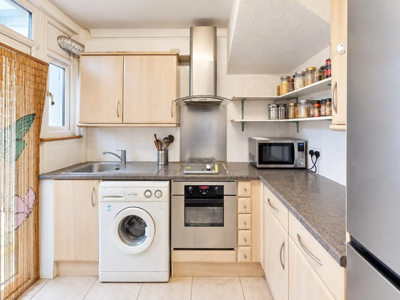 Kings Avenue, Greenford, UB6, photo 9