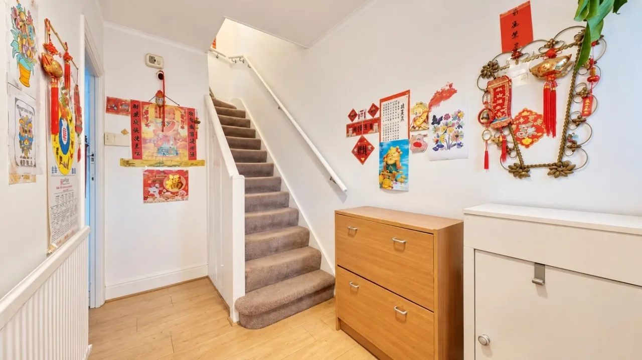 Kings Avenue, Greenford, UB6, photo 10
