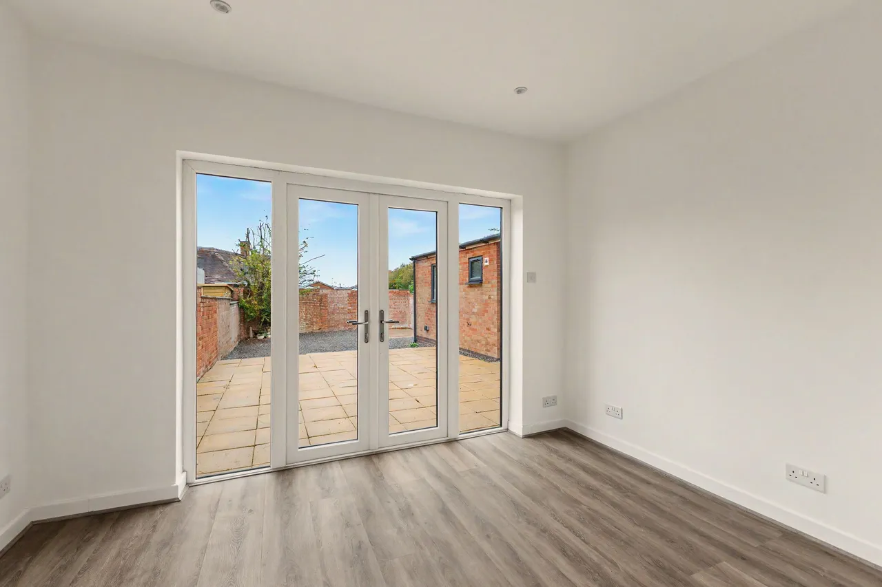 Cheltenham Road, Evesham, WR11, photo 10