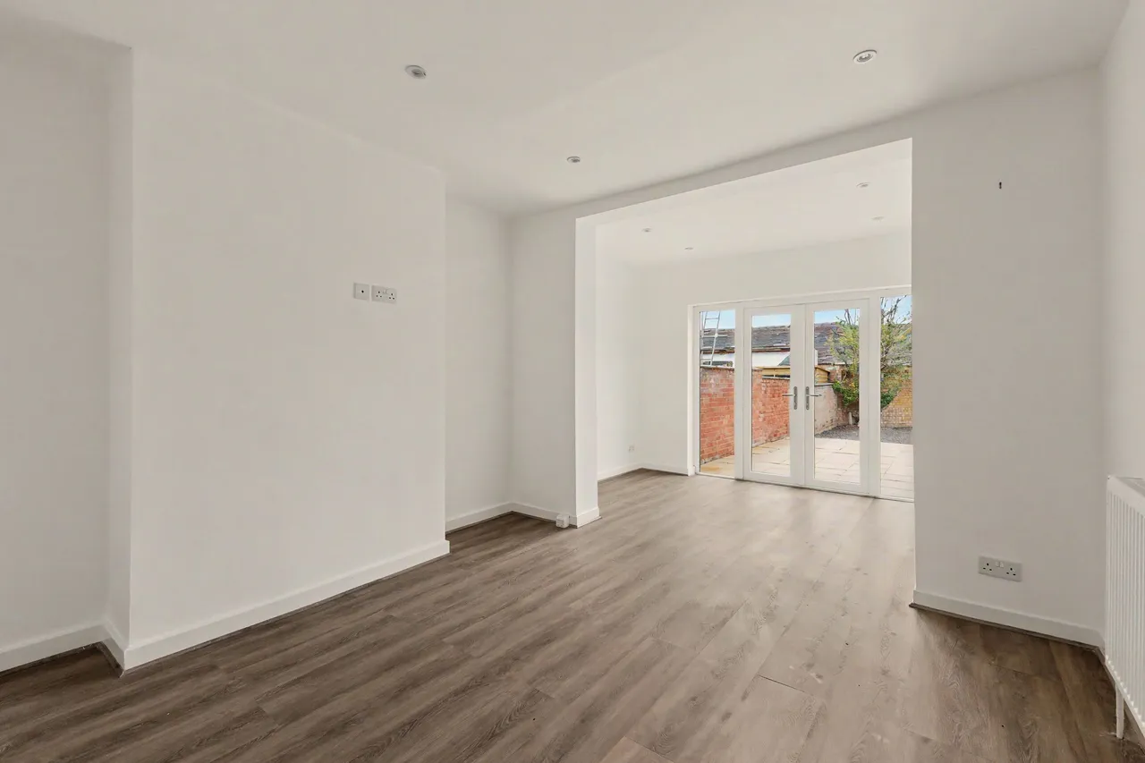 Cheltenham Road, Evesham, WR11, photo 8
