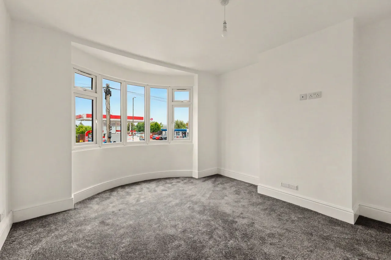 Cheltenham Road, Evesham, WR11, photo 17