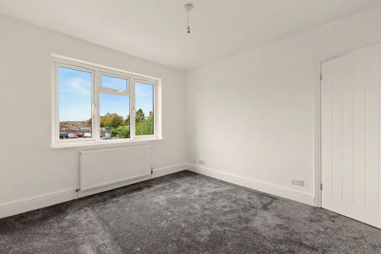 Cheltenham Road, Evesham, WR11, photo 19