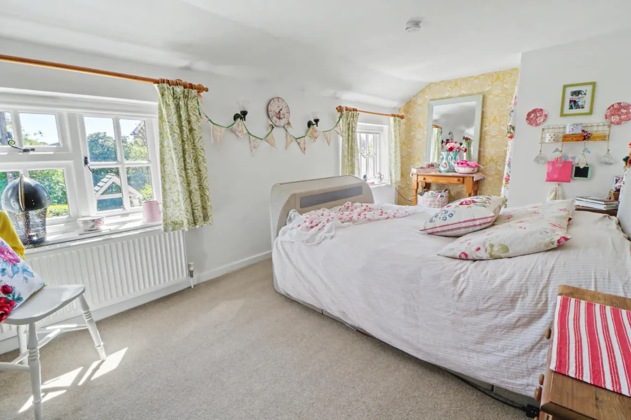 Low Road, Tasburgh, photo 22