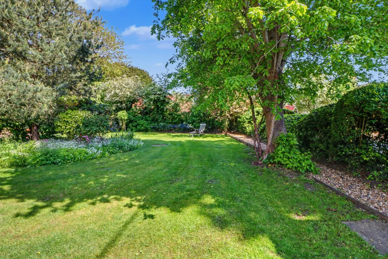 Low Road, Tasburgh, photo 36