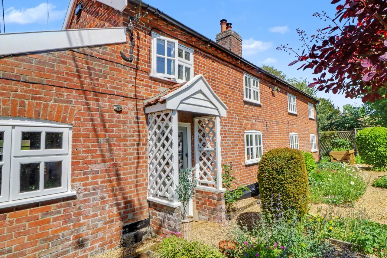 Low Road, Tasburgh, photo 30