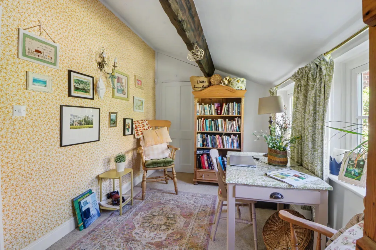 Low Road, Tasburgh, photo 16