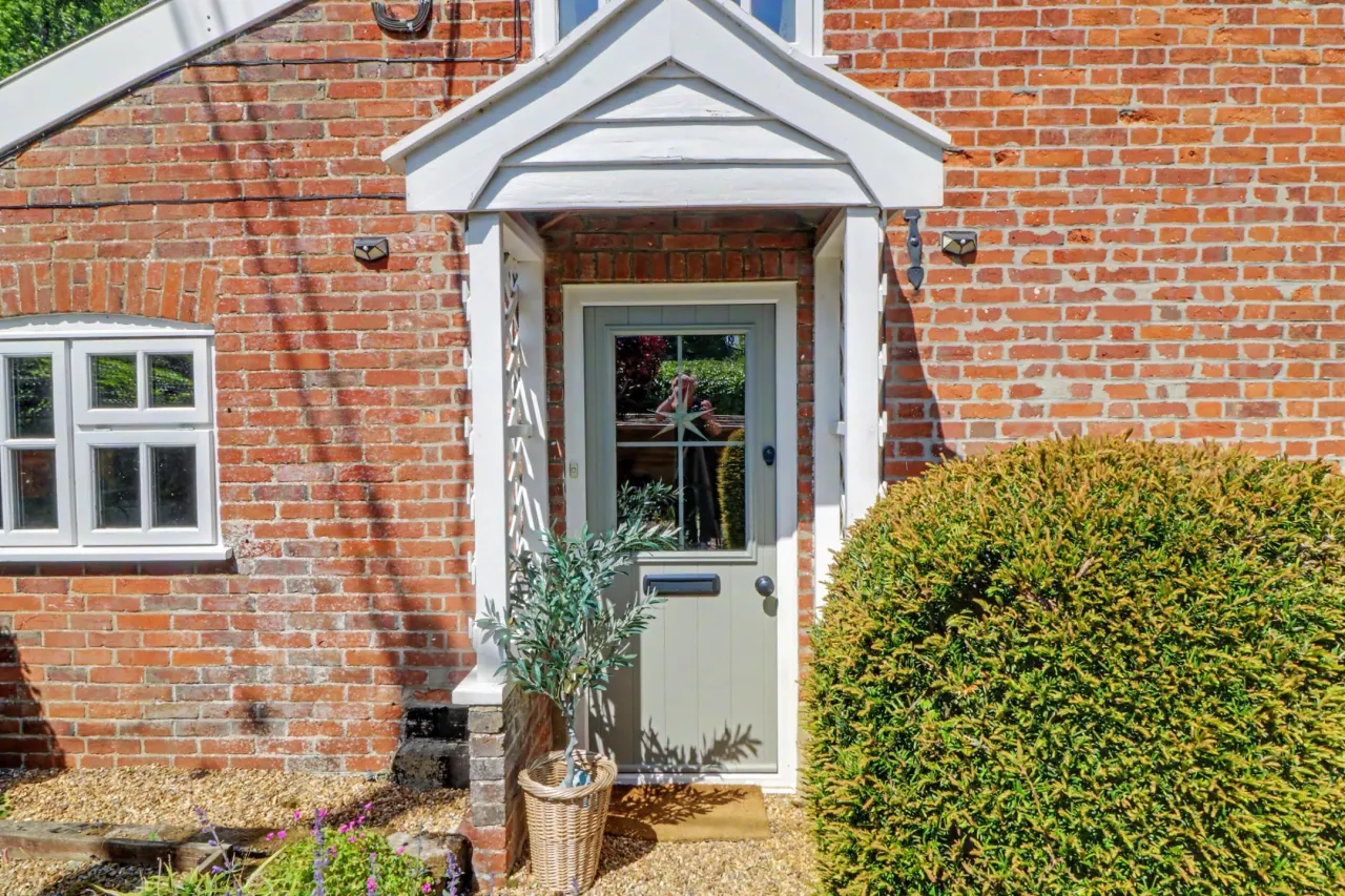 Low Road, Tasburgh, photo 31