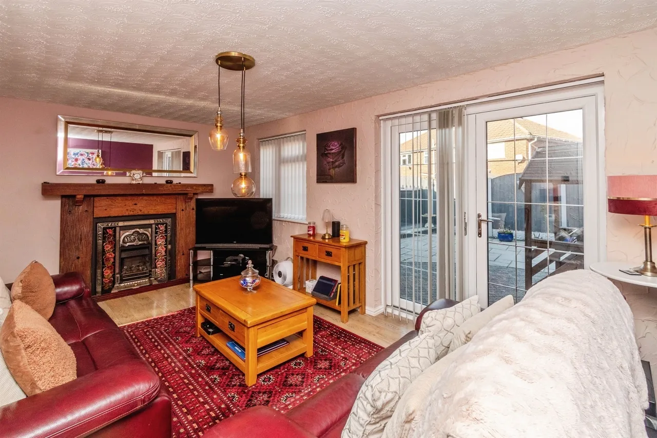 Johnson Close, Wednesbury, WS10, photo 3