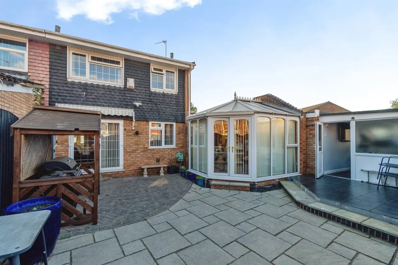 Johnson Close, Wednesbury, WS10, photo 16