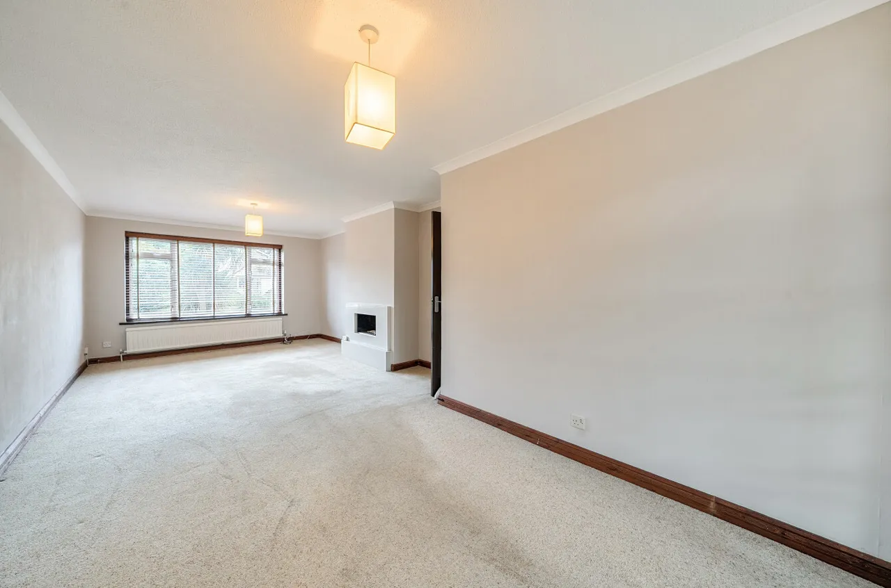 Coombe Drive, Fleet, Hampshire, GU51 3DY, photo 4