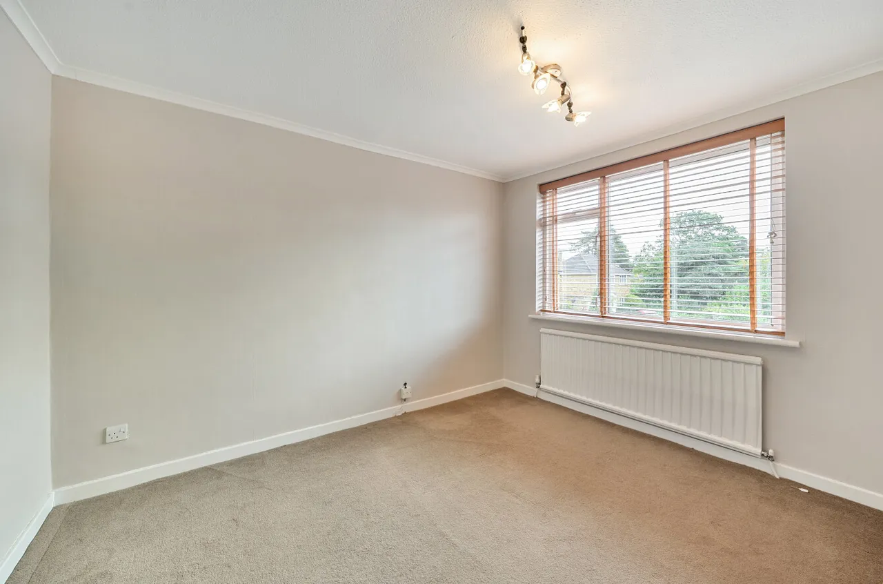 Coombe Drive, Fleet, Hampshire, GU51 3DY, photo 11
