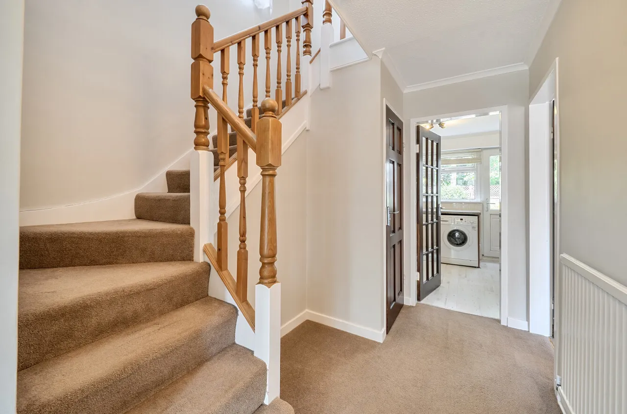 Coombe Drive, Fleet, Hampshire, GU51 3DY, photo 12