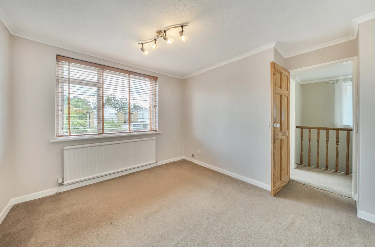 Coombe Drive, Fleet, Hampshire, GU51 3DY, photo 10