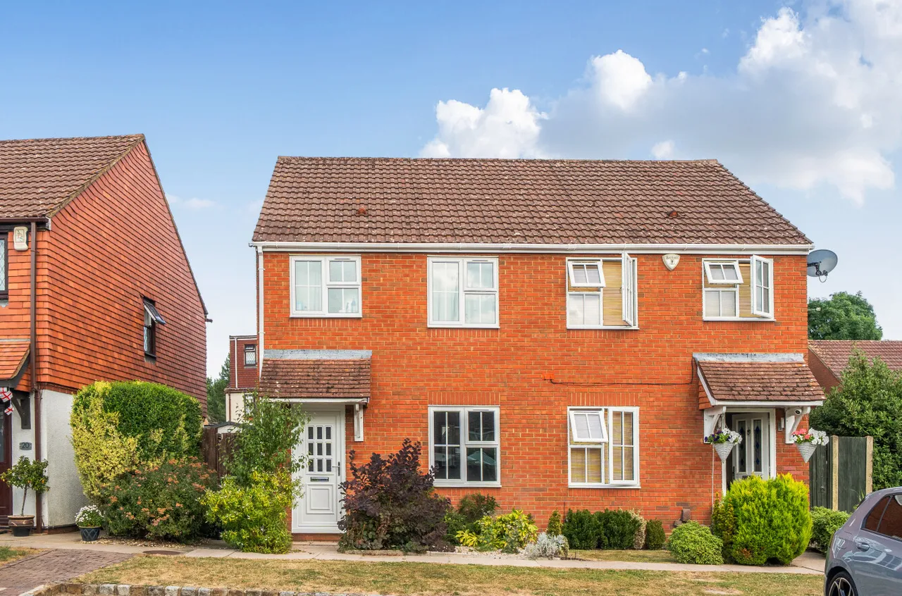 Viburnum Court, West End, Woking, Surrey, GU24 9PQ, photo 19