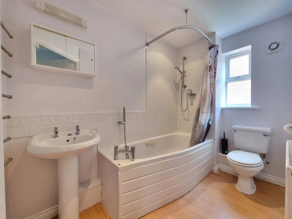 Lock Keeper Close, Leicester, LE18, photo 4
